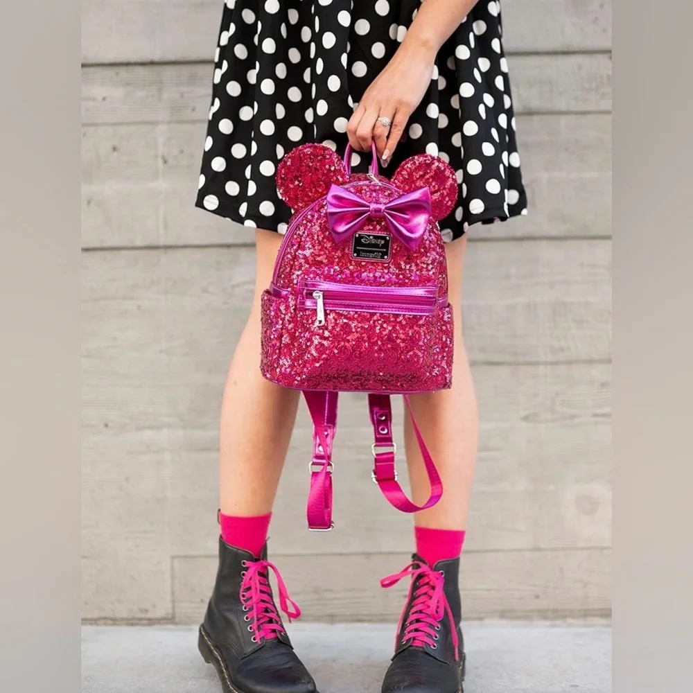NWOT Loungefly Disney Adorable Sequined Magenta Pink Minnie Mouse Mini Backpack - Picture 3 of 16